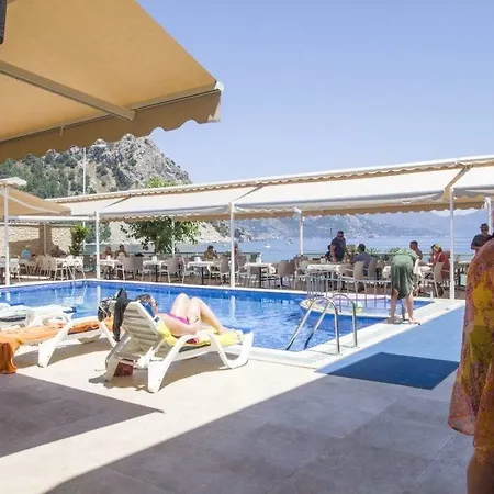 Oz-can Otel Turunç